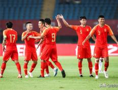 乐鱼-关于亚洲足球新闻热辣出炉，球迷狂热追捧的信息